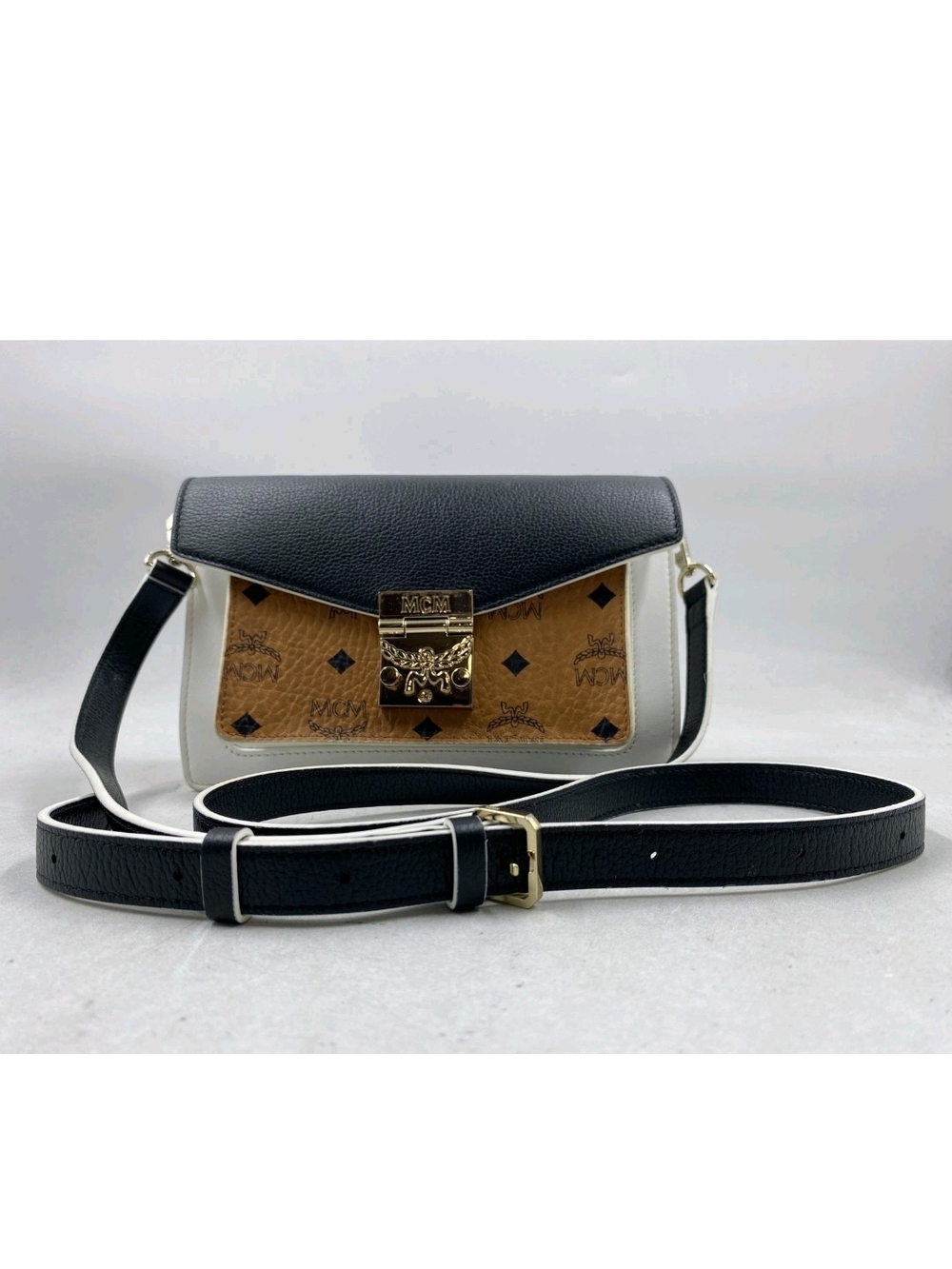 MCMPatricia Tri-Panel Visetos Crossbody Bag - Black/Tan/White